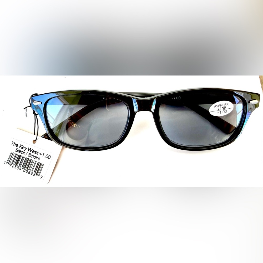 Sunglasses_Readers +1.00 Reading Strength_Black Spring Hinge Frame_readers.com
